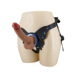 PRETTY LOVE - YETI STRAP-ON HARNESS MIT SAUGDILDO FLESH
